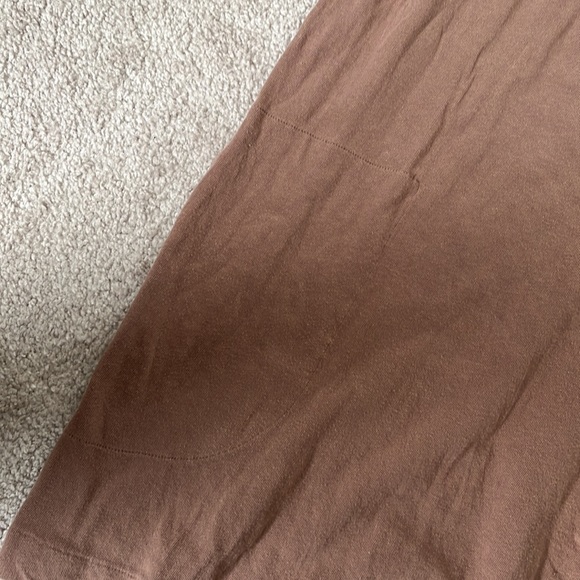 Community (Aritzia) T-shirt Dress with pockets - Picture 2 of 4